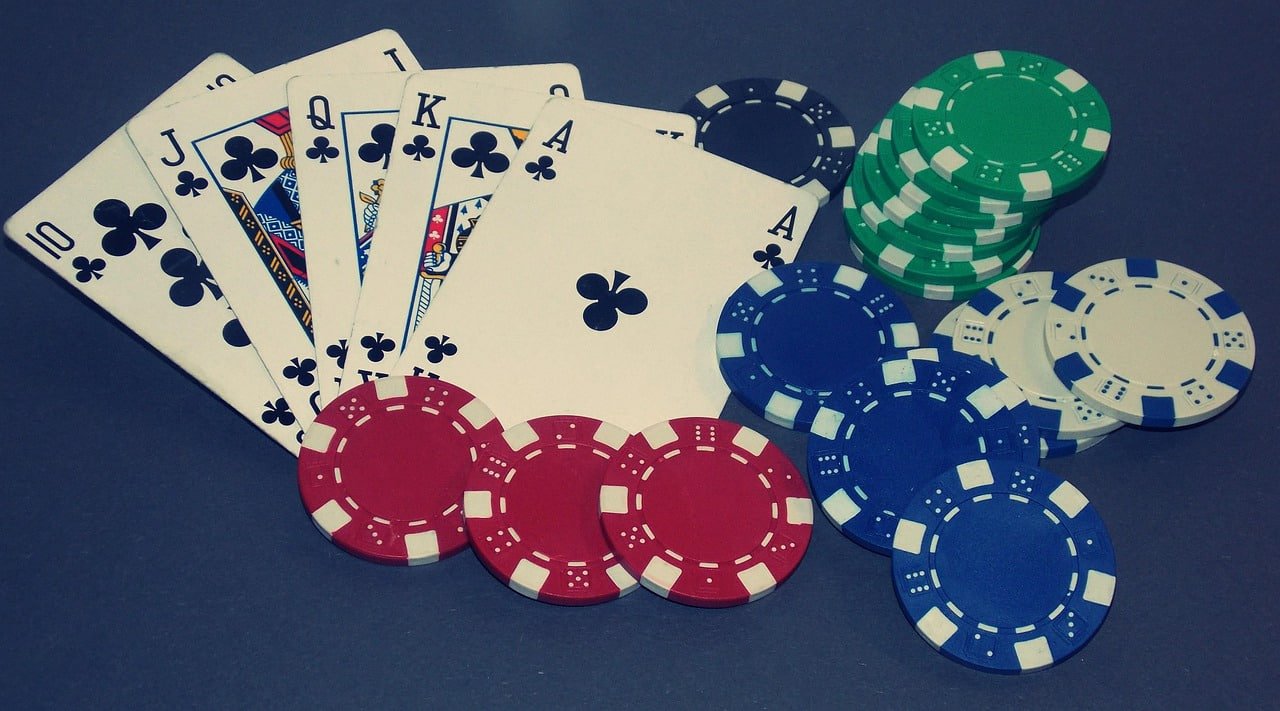 Filipino player completing a GCash deposit at abc8 casino on a mobile browser